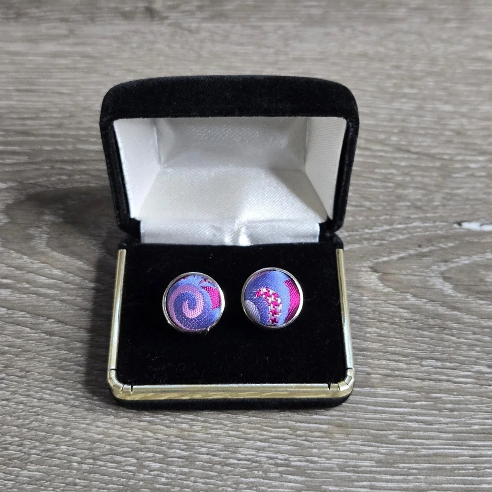 Vintage Silver Tone Round Purple Pink Silk Fabric Inlay Bullet Back Cufflinks